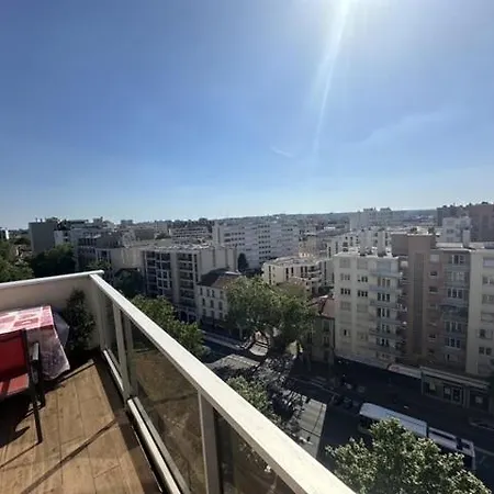 아파트 La Tete Dans Les Nuages *